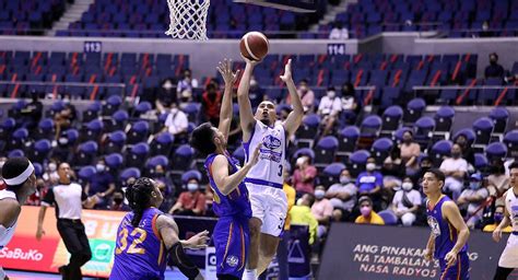 Unbeaten Magnolia Overcomes 14 Point NLEX Lead In Great Comeback