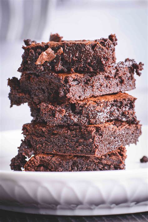 The Ultimate Gooey Chocolate Brownie Recipe Chefs Binge