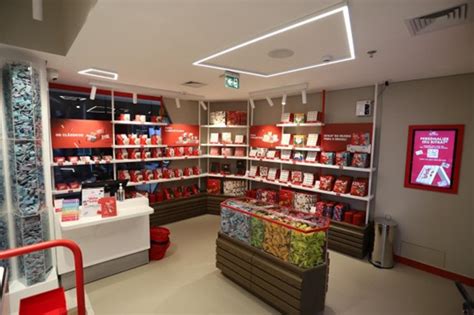 Kitkat Inaugura Segunda Loja Em S O Paulo No Shopping P Tio Paulista