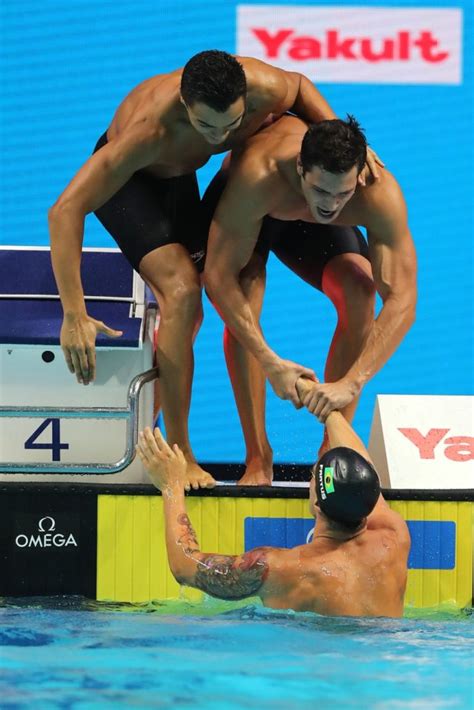 Brasileira ganha ouro e faz história em Mundial de natação Jornal Joca