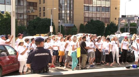 Protestul Contabililor La Timisoara Au Iesit In Strada In Fata