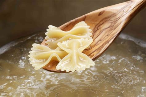 What Is Farfalle?