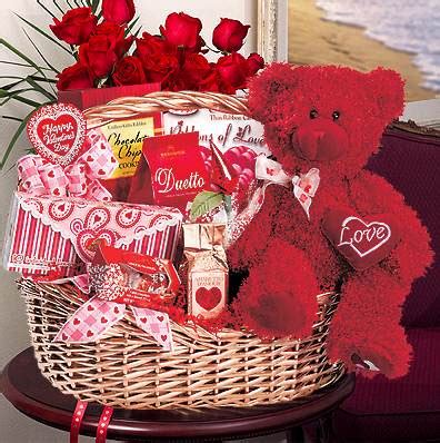 Pera ni Juan: Making Valentine Gift Baskets