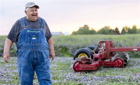 Prominent Ohio Farmer Who Became Viral Social Media Meme Dies In Illinois Crash - VINnews