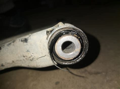 Замена сайлентблоков передних рычагов и АКПП. — Subaru Forester (SH), 2 ...