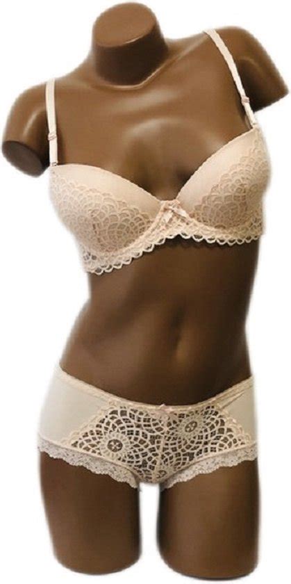 Lingerieset Voor Vrouwen Nude Met Kant BH Maat 85B Slip Maat 38