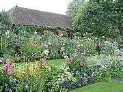 Category:Gardens of Chenies Manor House, Buckinghamshire - Wikimedia ...