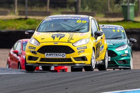 BRSCC TCR UK SILVERSTONE RACE WEEKEND