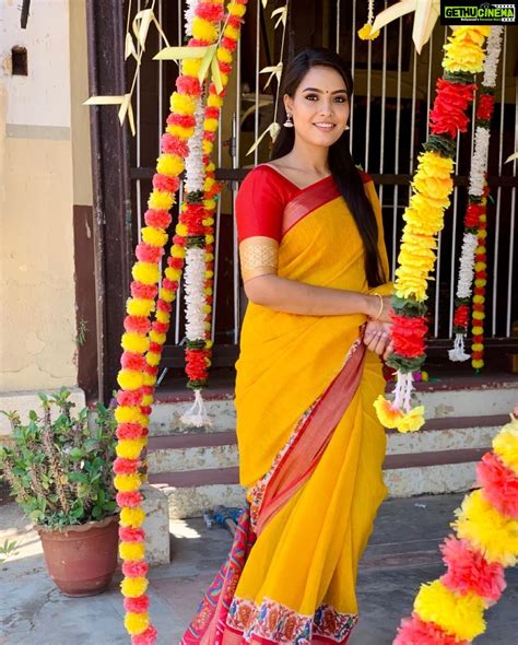 Pavithra Janani Instagram Simple N Elegant Sarees Ashas Womens