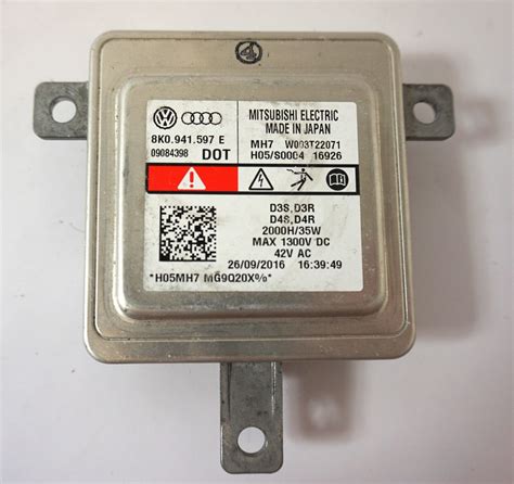 OEM Audi VW Xenon Ballast HID Light Control Unit Computer Module 8K0