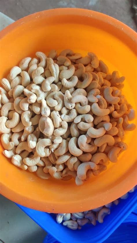 Whole W240 Cashew Nut At Rs 690 Kg In Alamcode ID 2851591085597