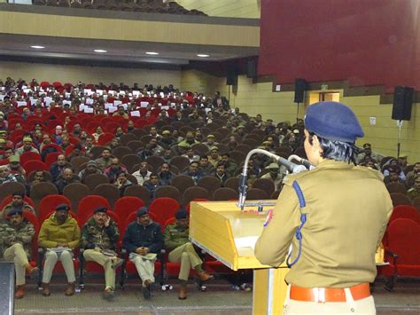 Lucknow Police On Twitter Ssp Lkoविधानसभा सा0निर्वा0 2017 में आदर्श आचारसंहिता के अनुपालन