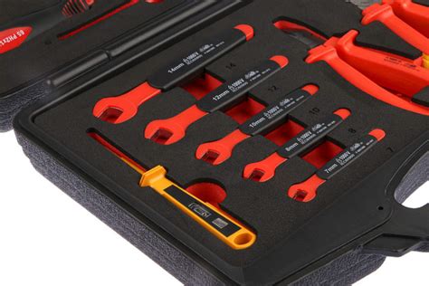 RS PRO RS PRO 14 Piece Engineers Tool Kit With Case VDE Approved