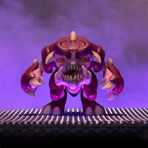 Фигурка DOOM Pinky – купить в интернет-магазине Бука по выгодной цене