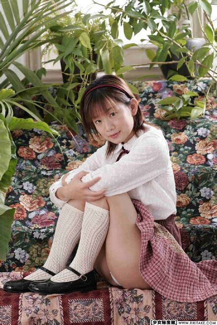 Sexy Innocent Schoolgirl From Japan Nana Rikitake Nana Miyachi 008 Porn Pic