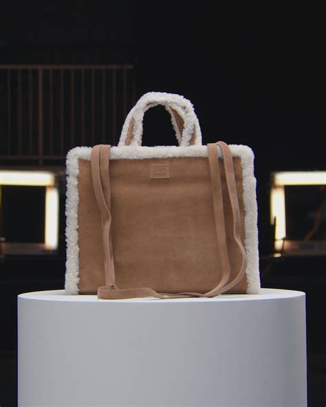 Ugg X Telfar Medium Shopper Chestnut Shop Telfar