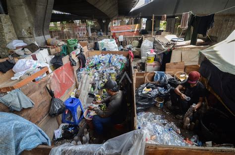 Target Penurunan Angka Kemiskinan Antara Foto