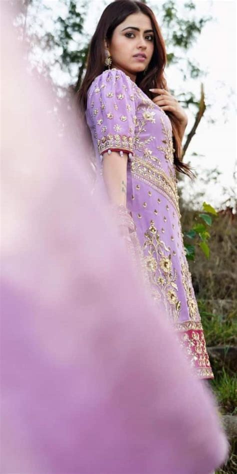 Punjabi Actress Simi Chahal Sizzeles Again In Purple Punjabi Suit See