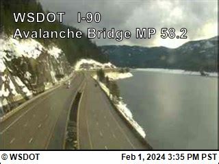 I-90 at MP 52: Snoqualmie Summit Traffic Cam