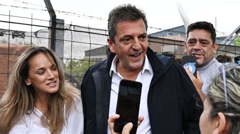 Quién Es Malena Galmarini Esposa De Sergio Massa Y Posible Primera