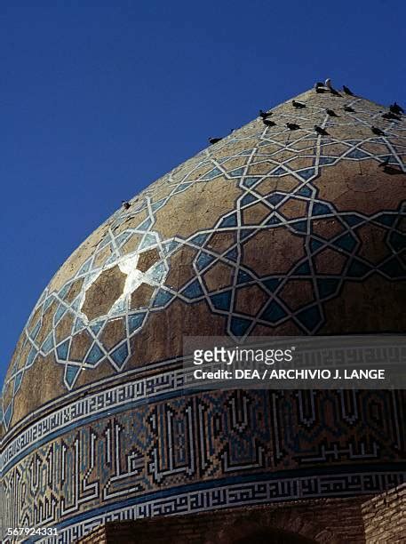 Jameh Mosque Of Saveh Photos And Premium High Res Pictures Getty Images