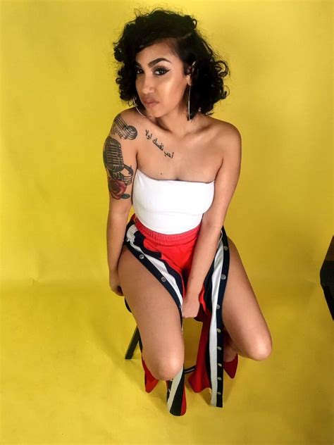 Hot And Sexy Queen Naija Photos ThBlog