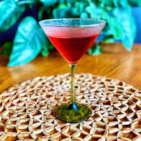 recipes for pomegranate martini 4