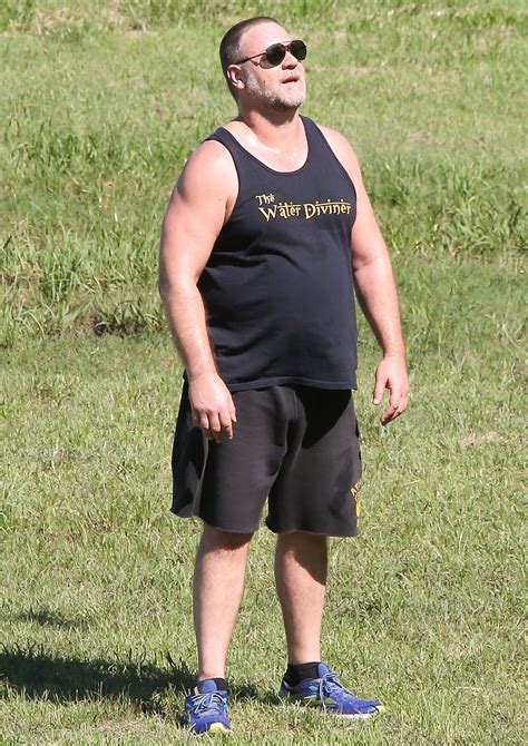 Russell Crowe Hits the Field While Enjoying a Sporty Day in the Sun