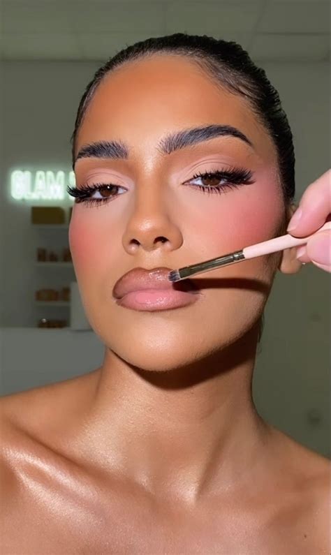 Discover 64 Nude Makeup And Makeup Inspiration Ideas Makeup Looks Hair Makeup Eye Makeup And