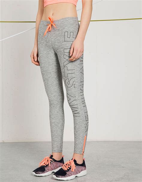 Leggins Bershka Sport texto Sport Start Moving Bershka España