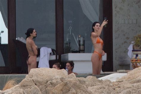 Kendall Jenner Hailey Bieber In Bikini Hot Celebs Home