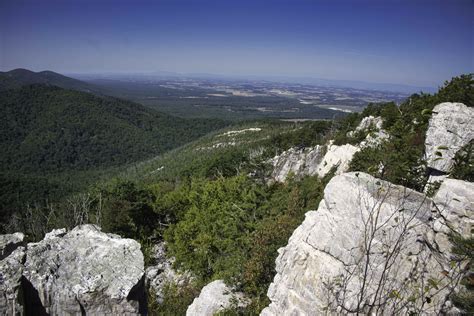 Rocky Mount Trail - The Hoppy Hikers