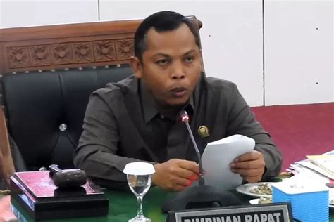 Breaking News Ketua Dprd Lumajang Mundur Akibat Tidak Hafal Pancasila