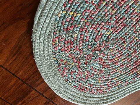 Pioneer Woman Vintage Floral Braided Rug 20 W X 30 L Aqua Red Yellow