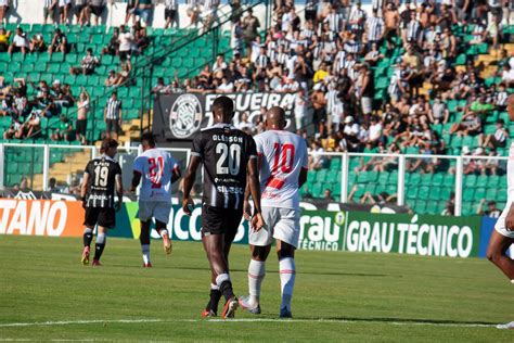 Figueirense Vence Rebaixa O Inter De Lages E Garante Lugar Entre Os 4