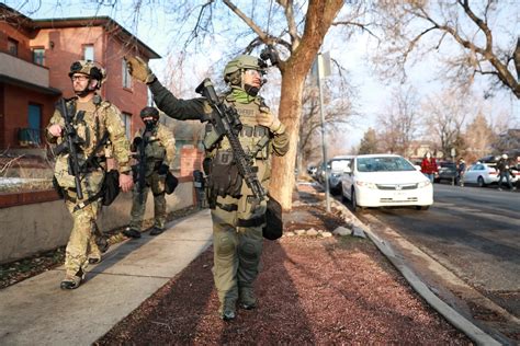 20 Imágenes De La Masacre Del Supermercado De Colorado Infobae