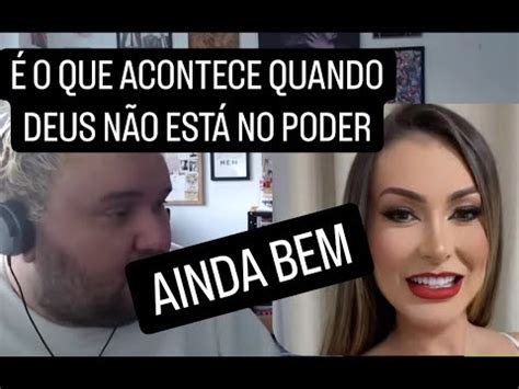 Andressa Urach faz língua de cobra O Velho Ronald Rios FM YouTube