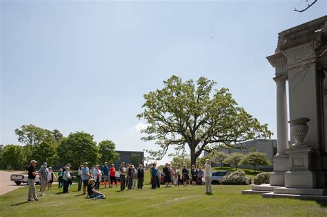 Private Tour - Lakewood Cemetery