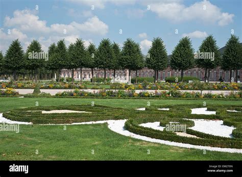 Schwetzingen castle baroque castle gardens hi-res stock photography and ...