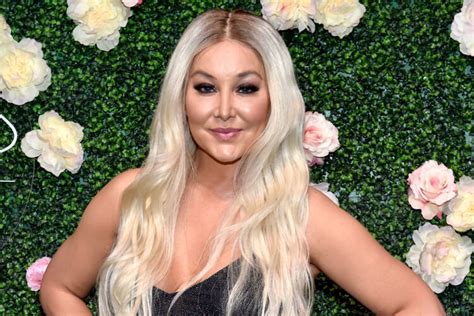 Hot Sexy Billie Lee Bikini Pics