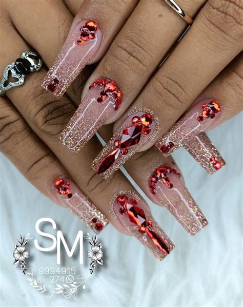 Uñas acrílicas nude degradado Diseños de uñas Uñas Decoración de