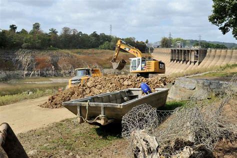 Dam removal in pictures