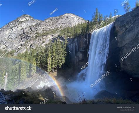 Rainbow Waterfall Yosemite Stock Photo 2097892750 | Shutterstock