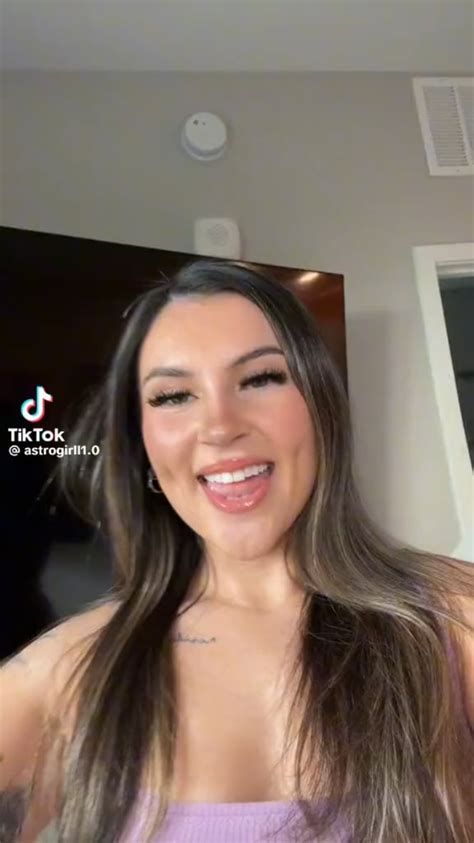 Astrogirll On TikTok Onlyfans Girl Nude Sexy Video Leaked RealPornClip
