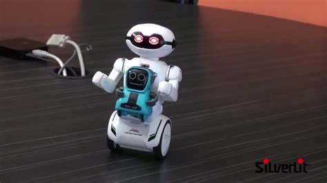 Робот Silverlit MACROBOT Demo 88045 - YouTube