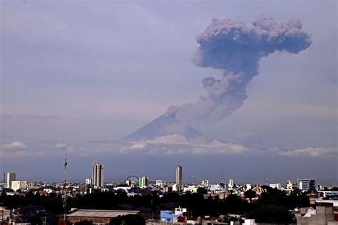 Mexican Volcano Lights Up The Night Sky And Social Media The New