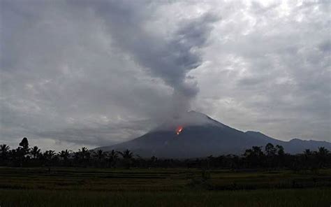 Tanda Tanda Alam Ketika Gunung Berapi Akan Meletus