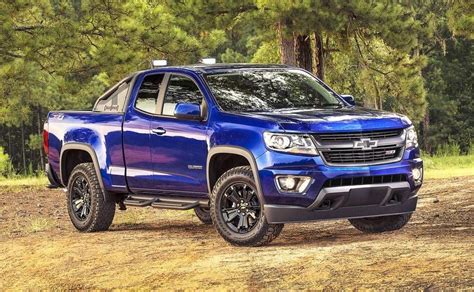 Auto review: Chevy's mid-size truck goes diesel | Consumer Watch ...