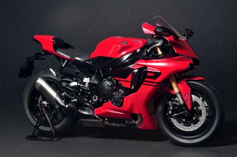 YZF-R1m — Каропка.ру — стендовые модели, военная миниатюра