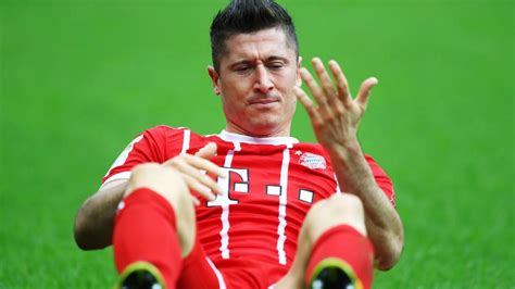 Lewandowski Urges Bayern To Respond Under Heynckes Fourfourtwo